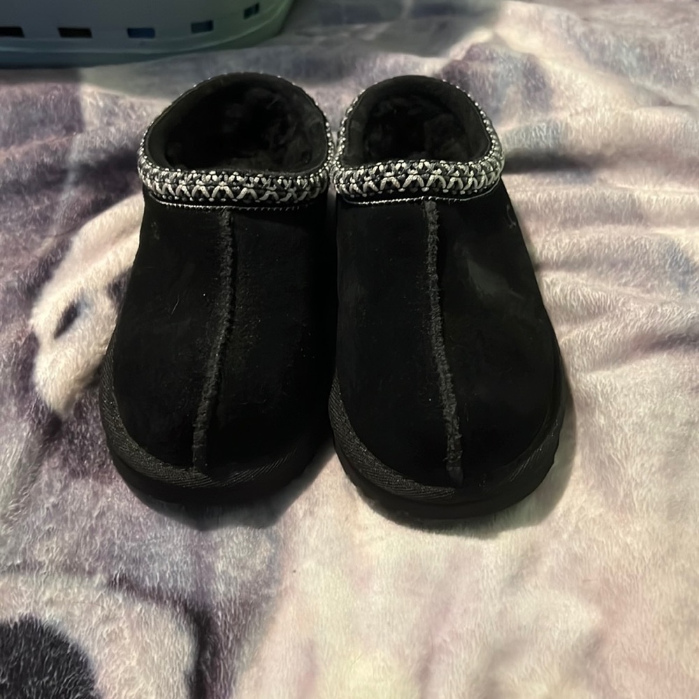 Black Tasman Ugg boots size 13 girls